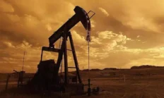 İran’ın ABD Üssüne Füze Saldırısı Petrol Fiyatlarını Çökertti: Brent Petrol 68 Dolara Geriledi